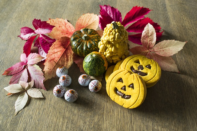 Freebies. Halloween.